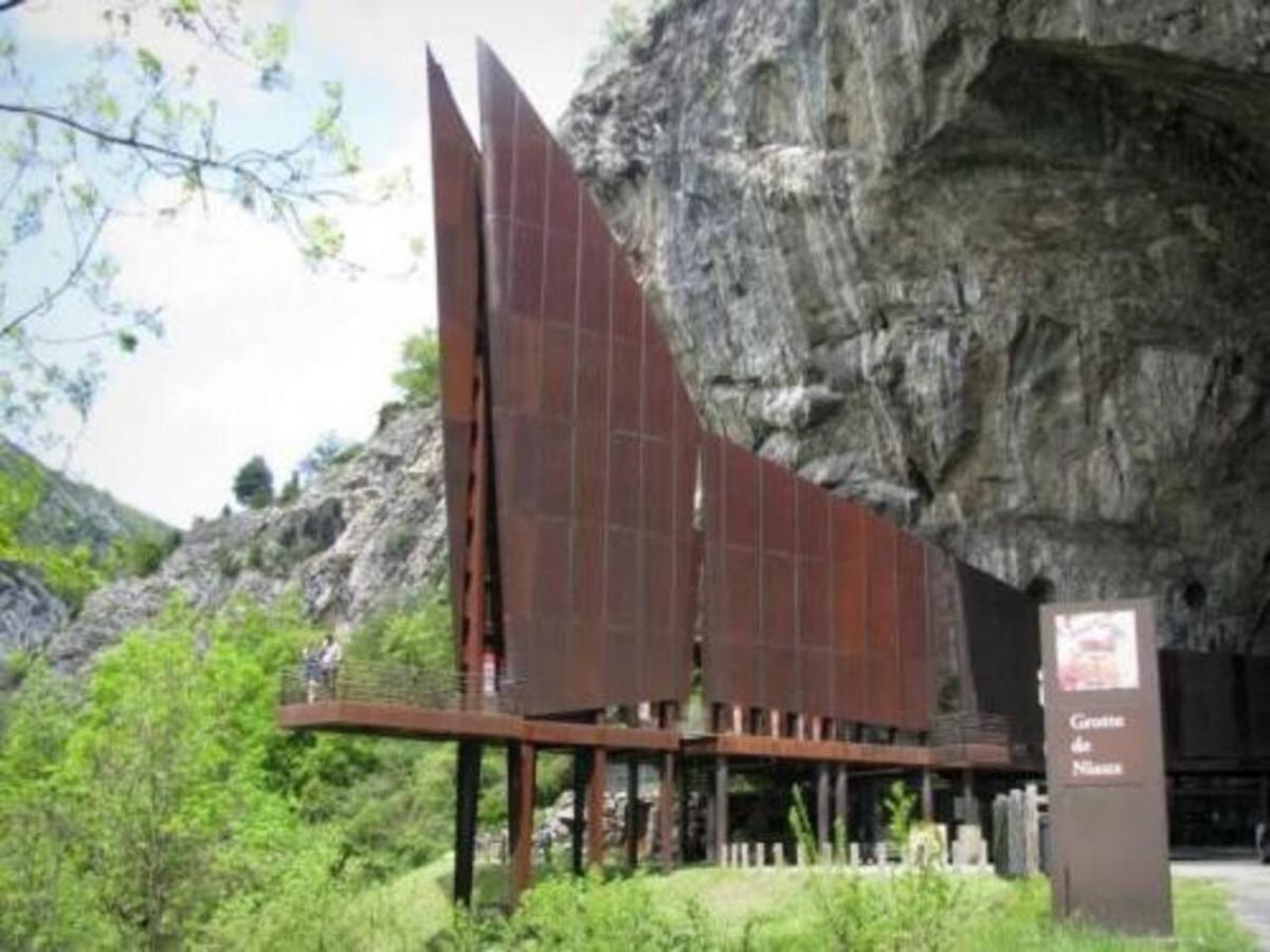 Le Petit Nid Rouge Ustou Exterior foto