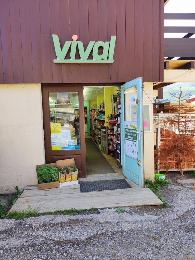 Le Petit Nid Rouge Ustou Exterior foto